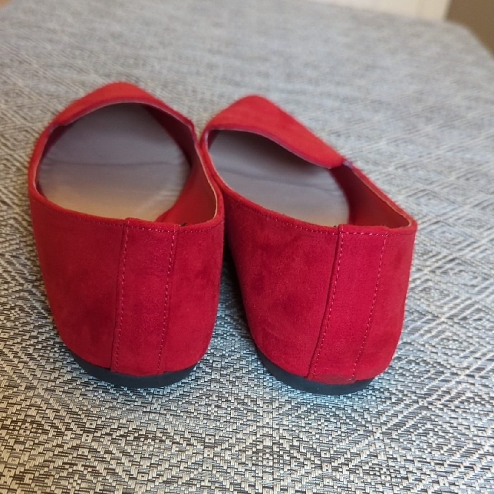 Madden Girl Red Pointed Toe Slip-On Flats - Picture 4 of 5